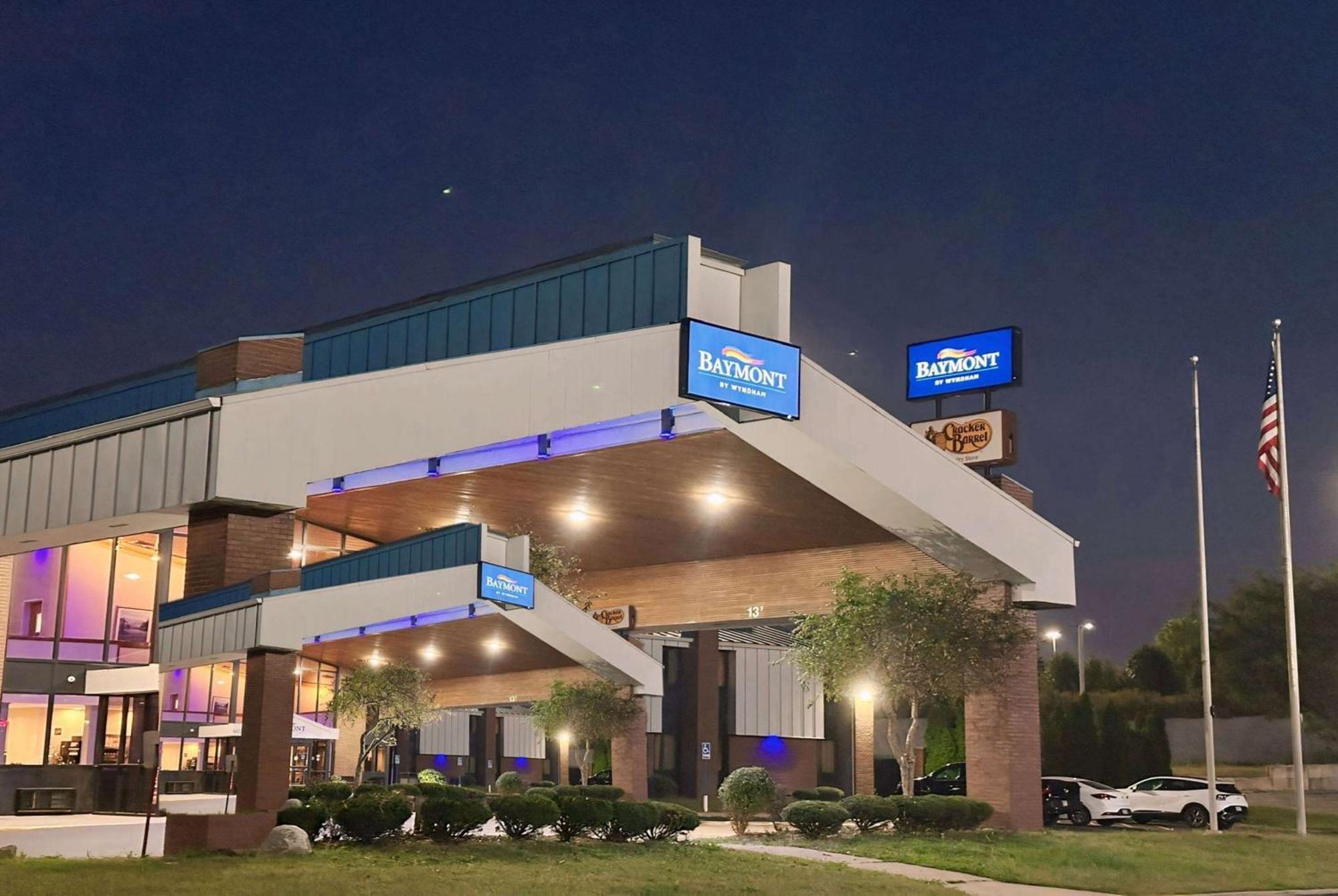 Baymont By Wyndham Indianapolis South Hotel Exterior photo